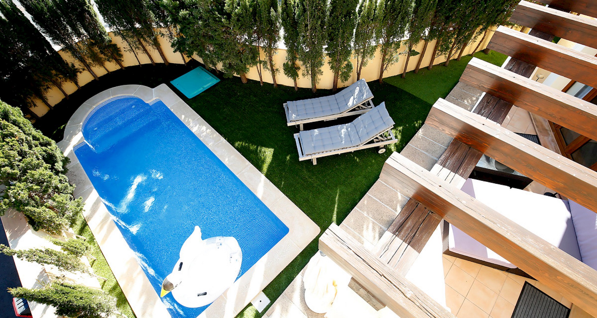 KROHN & LUEDEMANN Schöne Neubau Villa in Santa Ponsa direkt am Golfplatz mit eigenem Pool WINDEX_35_web