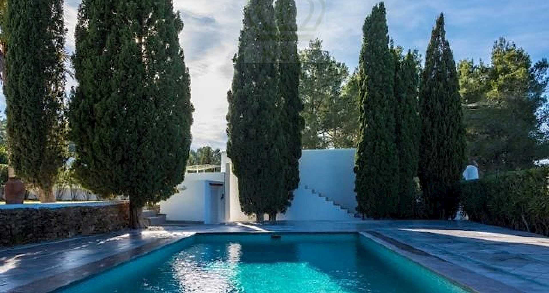 KROHN & LUEDEMANN Komplett renoviertes Haus auf Ibiza mit Pool und viel Privatsphäre Benimussa (14)