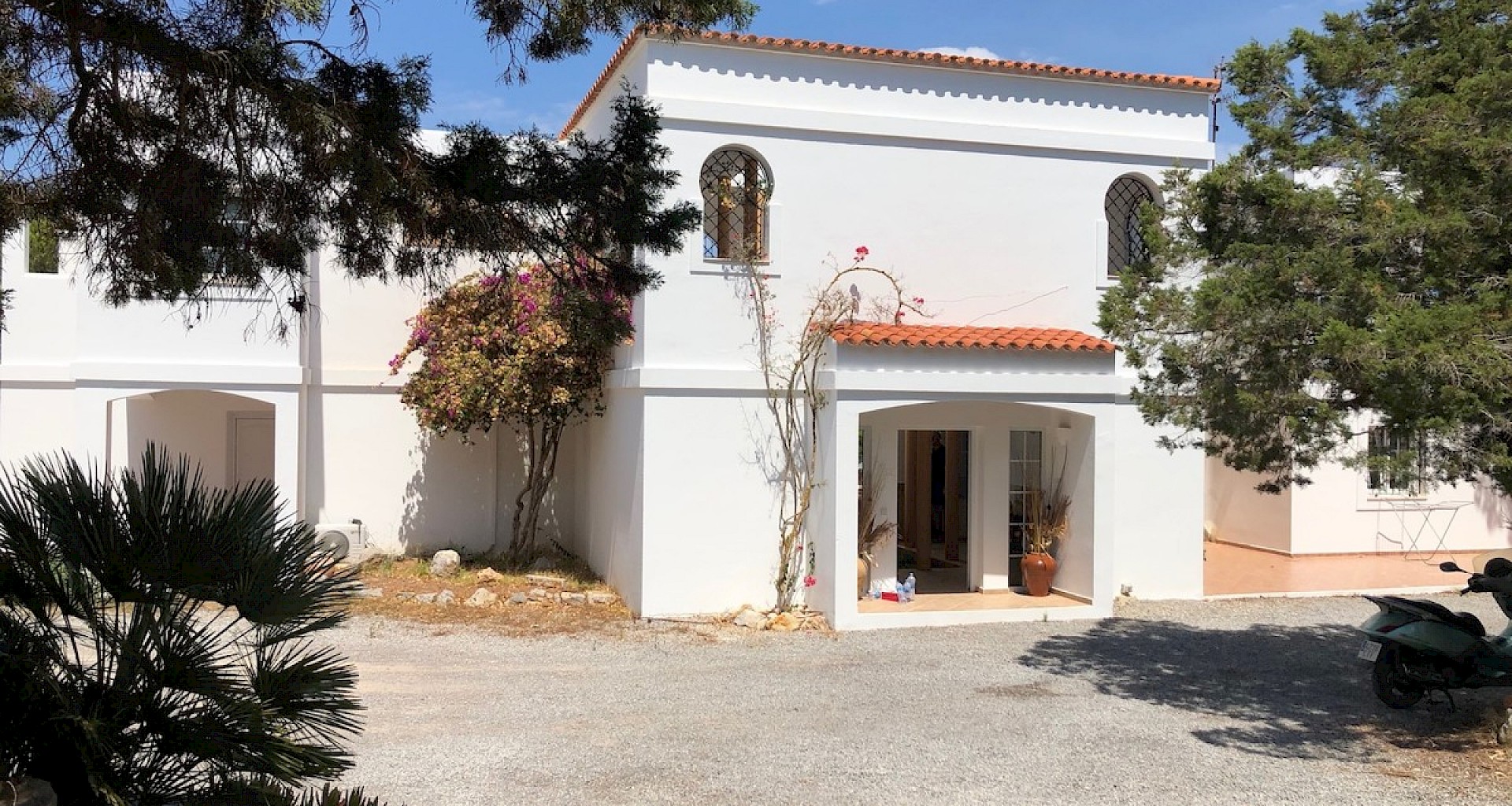 KROHN & LUEDEMANN Villa in Cala Bassa mit Ferienvermietlizenz auf Ibiza kaufen Villa Cala Bassa Ibiza 006