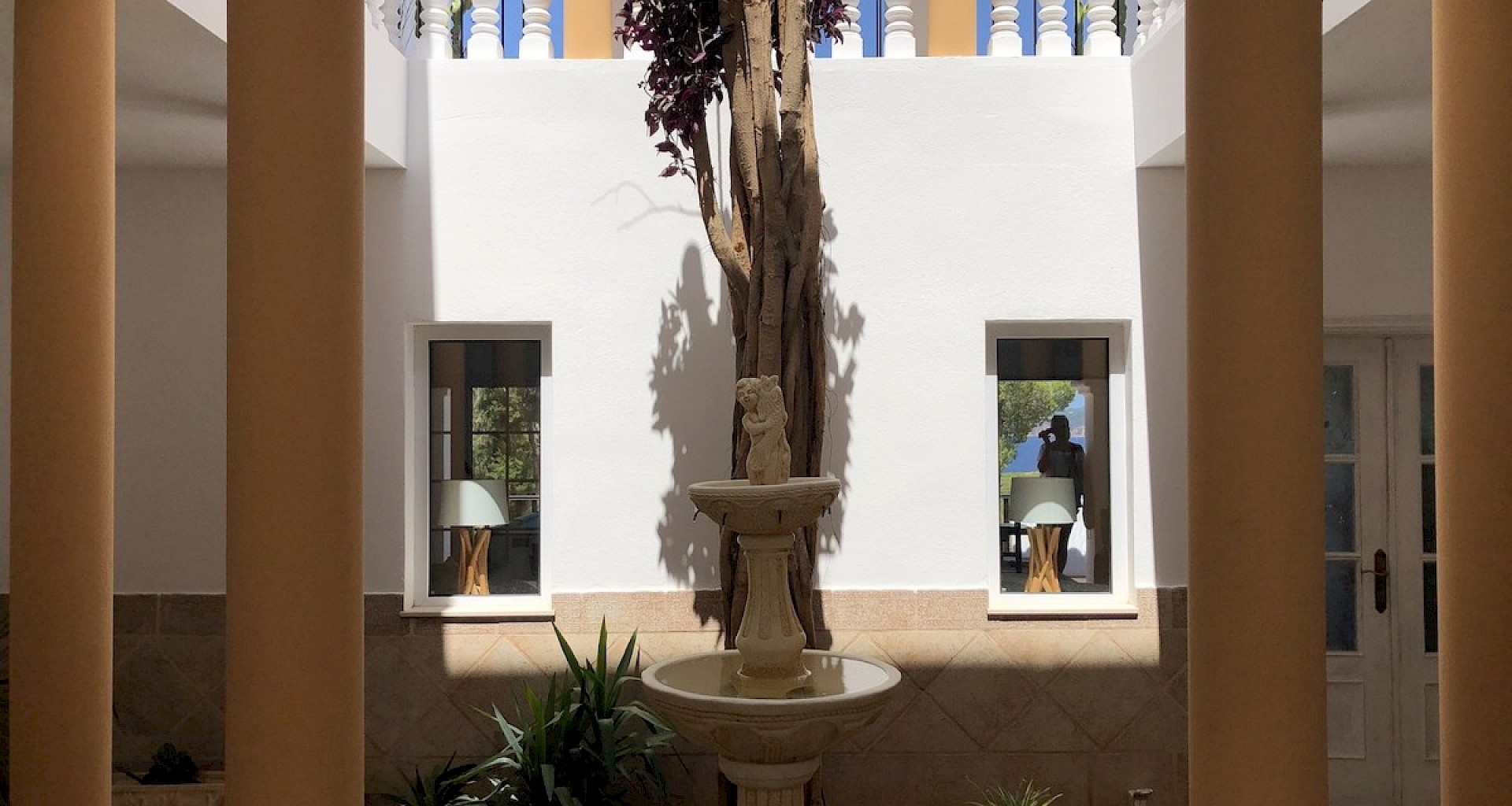 KROHN & LUEDEMANN Villa in Cala Bassa mit Ferienvermietlizenz auf Ibiza kaufen Villa Cala Bassa Ibiza 004
