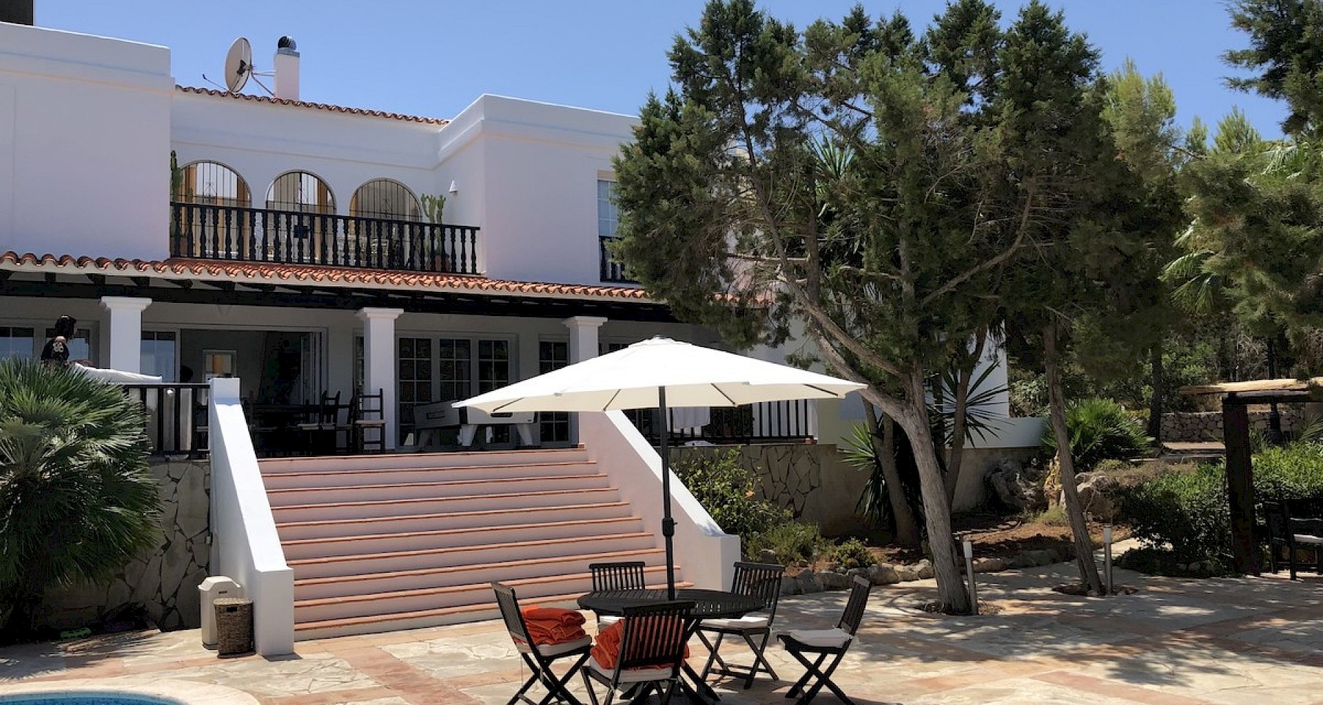 KROHN & LUEDEMANN Villa in Cala Bassa mit Ferienvermietlizenz auf Ibiza kaufen Villa Cala Bassa Ibiza 126