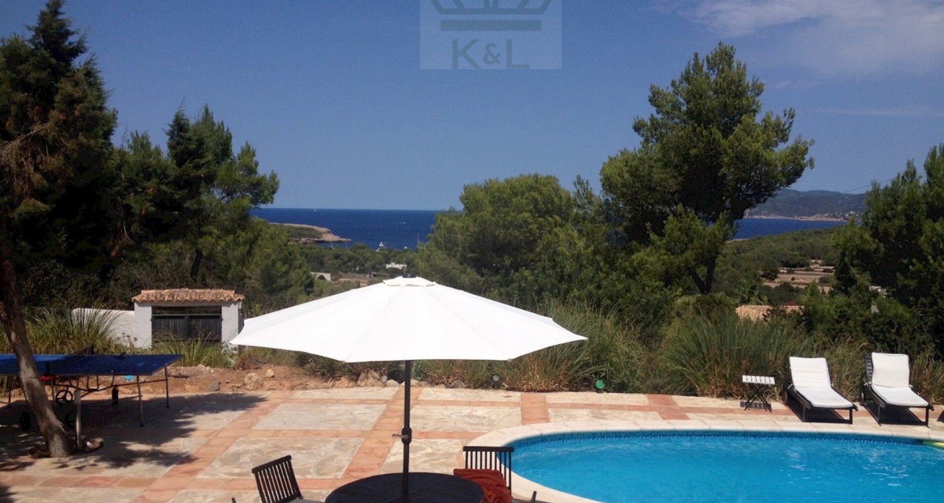 KROHN & LUEDEMANN Villa in Cala Bassa mit Ferienvermietlizenz auf Ibiza kaufen Villa Cala Bassa Ibiza 07