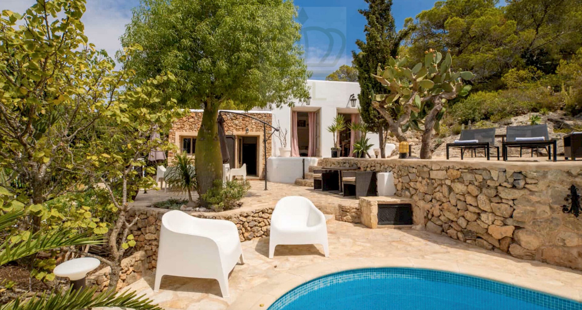 KROHN & LUEDEMANN Meerblick Finca in Ses Salines auf Ibiza mit Blick auf die Salinen mit Lizenz zur Ferienvermietung Villa Ses Salines Ibiza 04