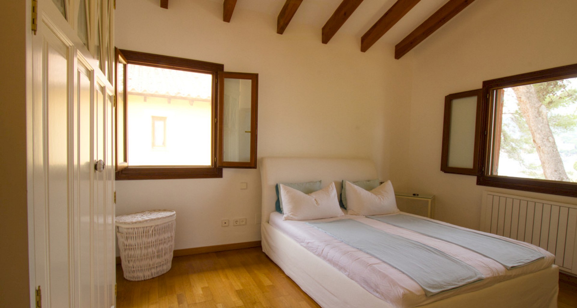 KROHN & LUEDEMANN Haus in Camp de Mar in Strandnähe im Südwesten von Mallorca kaufen. 