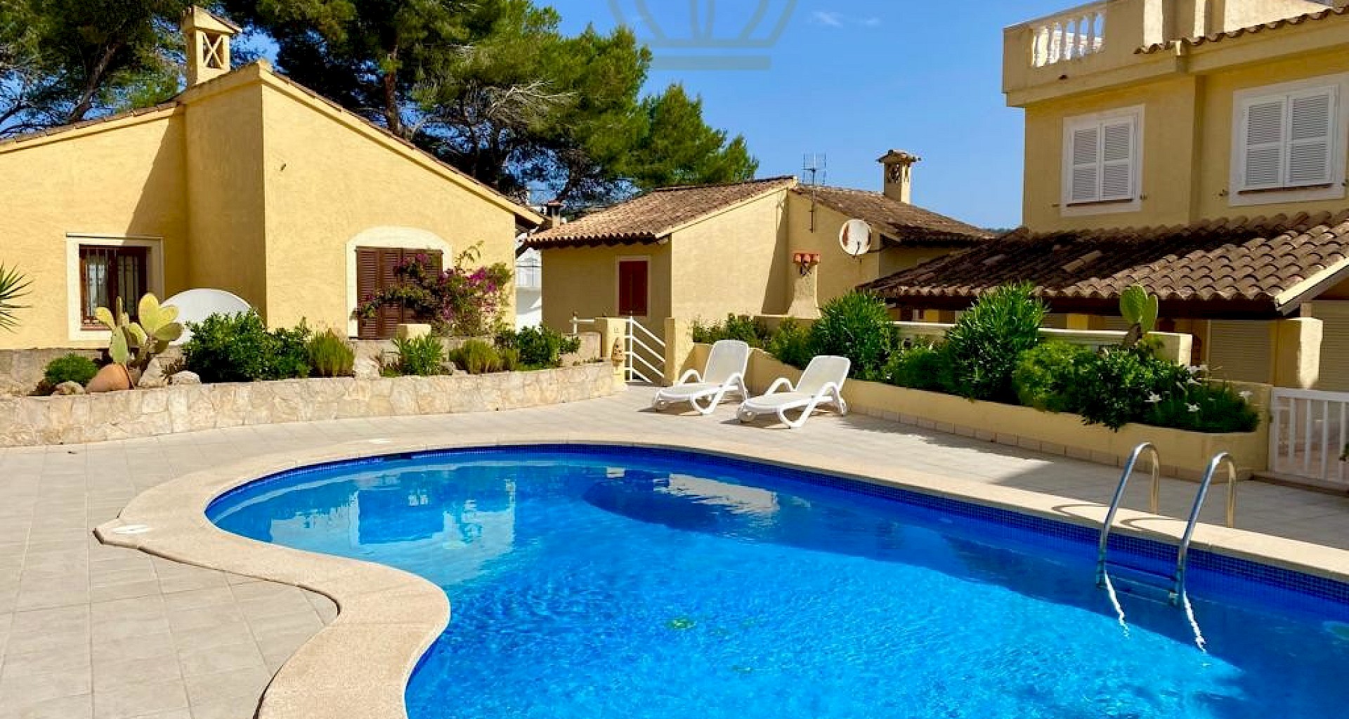KROHN & LUEDEMANN House in Camp de Mar near the beach in the southwest of Mallorca for sale Camp de Mar Chalet