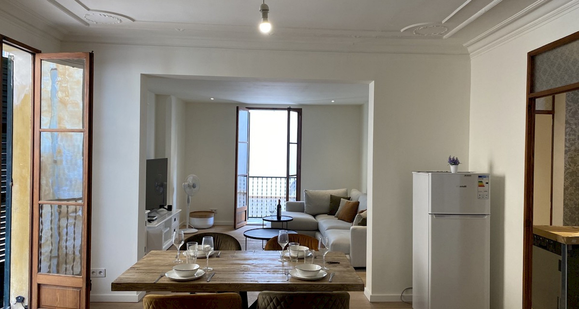 KROHN & LUEDEMANN Modern renovated apartment in Palma old town for sale Wohnung in Palma Altstadt 07