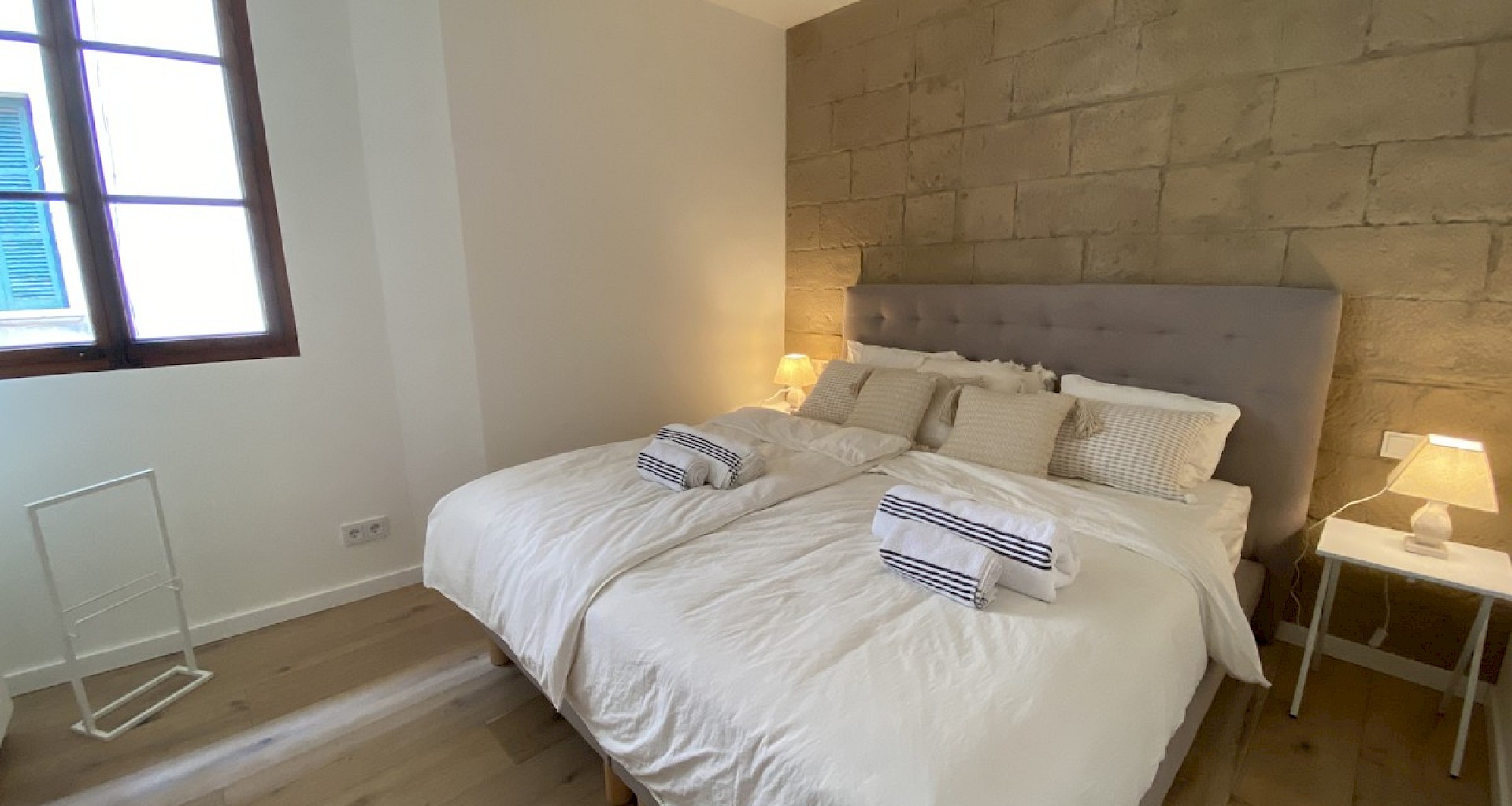 KROHN & LUEDEMANN Modern renovated apartment in Palma old town for sale Wohnung in Palma Altstadt 09