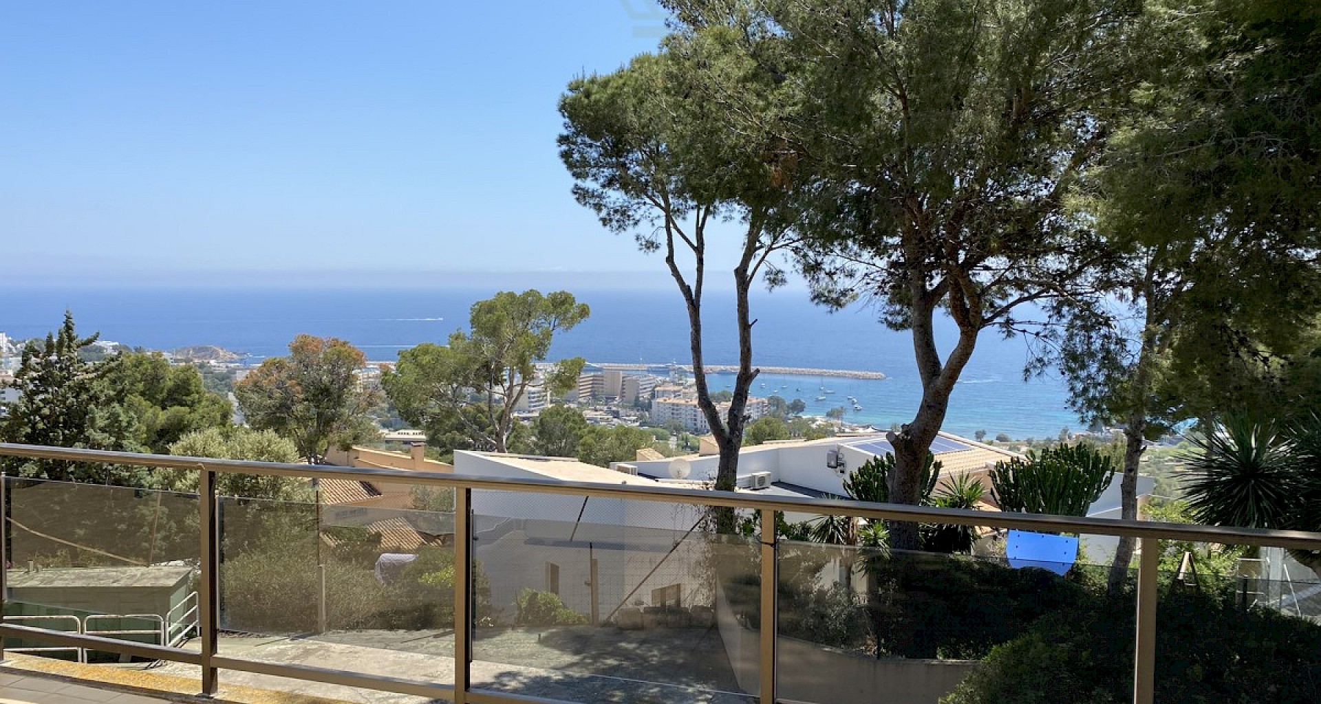 KROHN & LUEDEMANN Espactular vista con éste Villa para reformar en Costa den Blanes cerca de Palma 