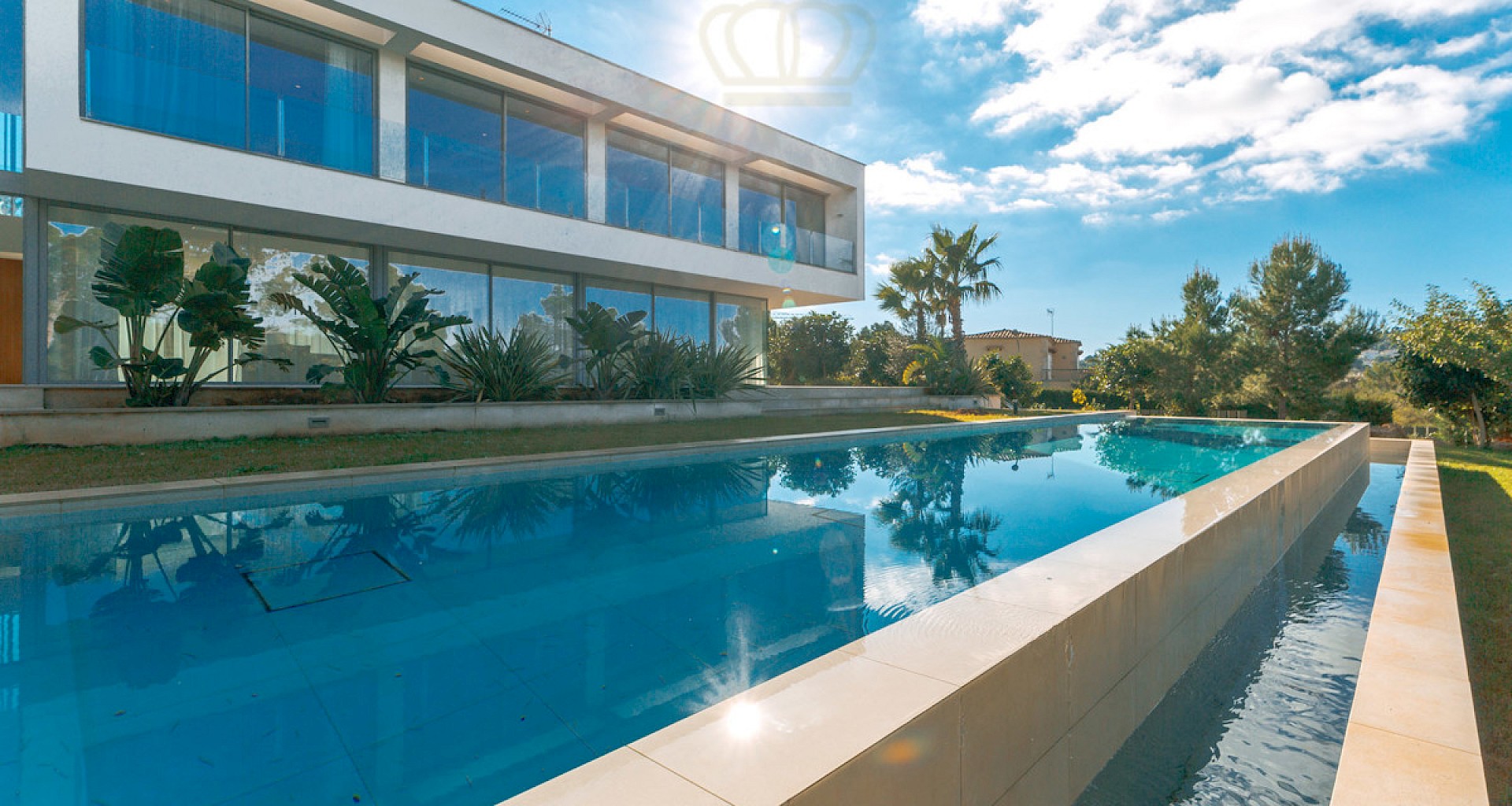 KROHN & LUEDEMANN Moderna y lujosa villa de nueva construcción en Santa Ponsa con vistas al mar 