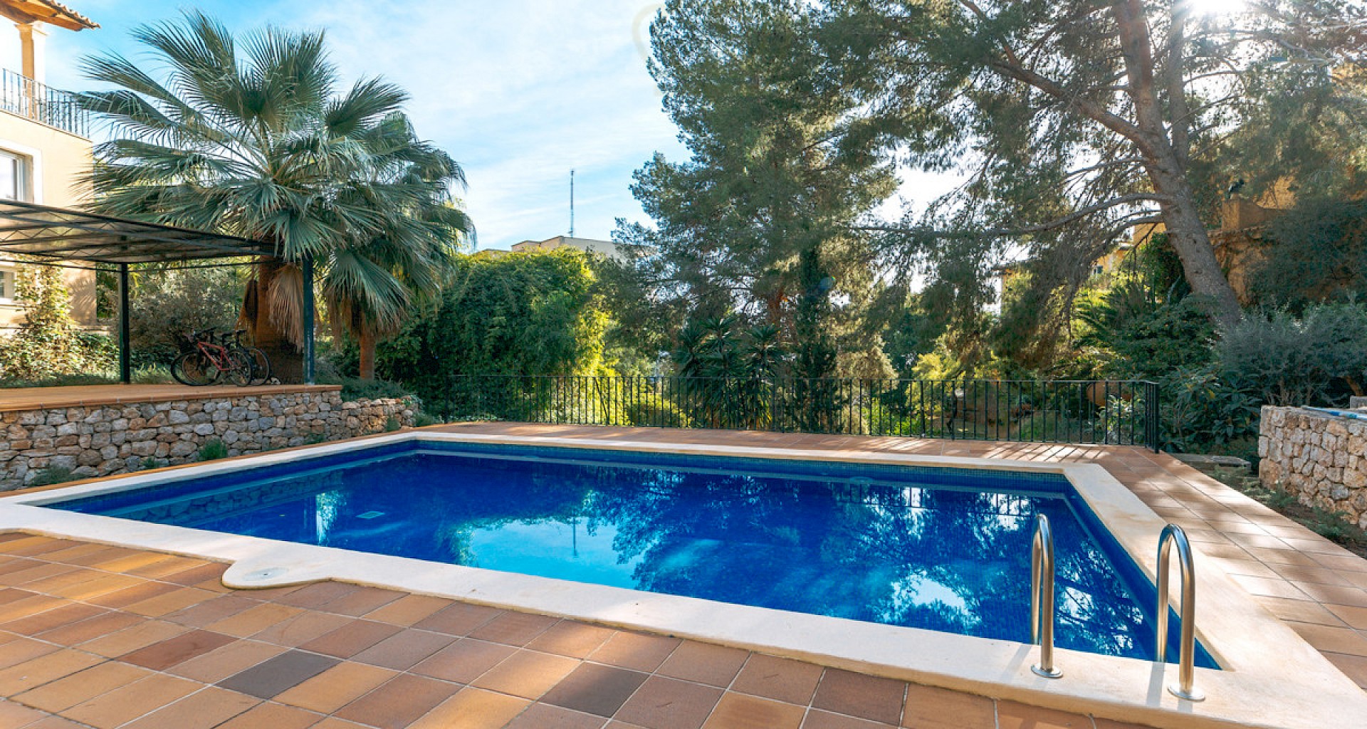 KROHN & LUEDEMANN Casa mediterránea en Génova con piscina comunitaria en un complejo privado bien cuidado Mediterranes Haus in Genova mit Gemeinschaftspool 26