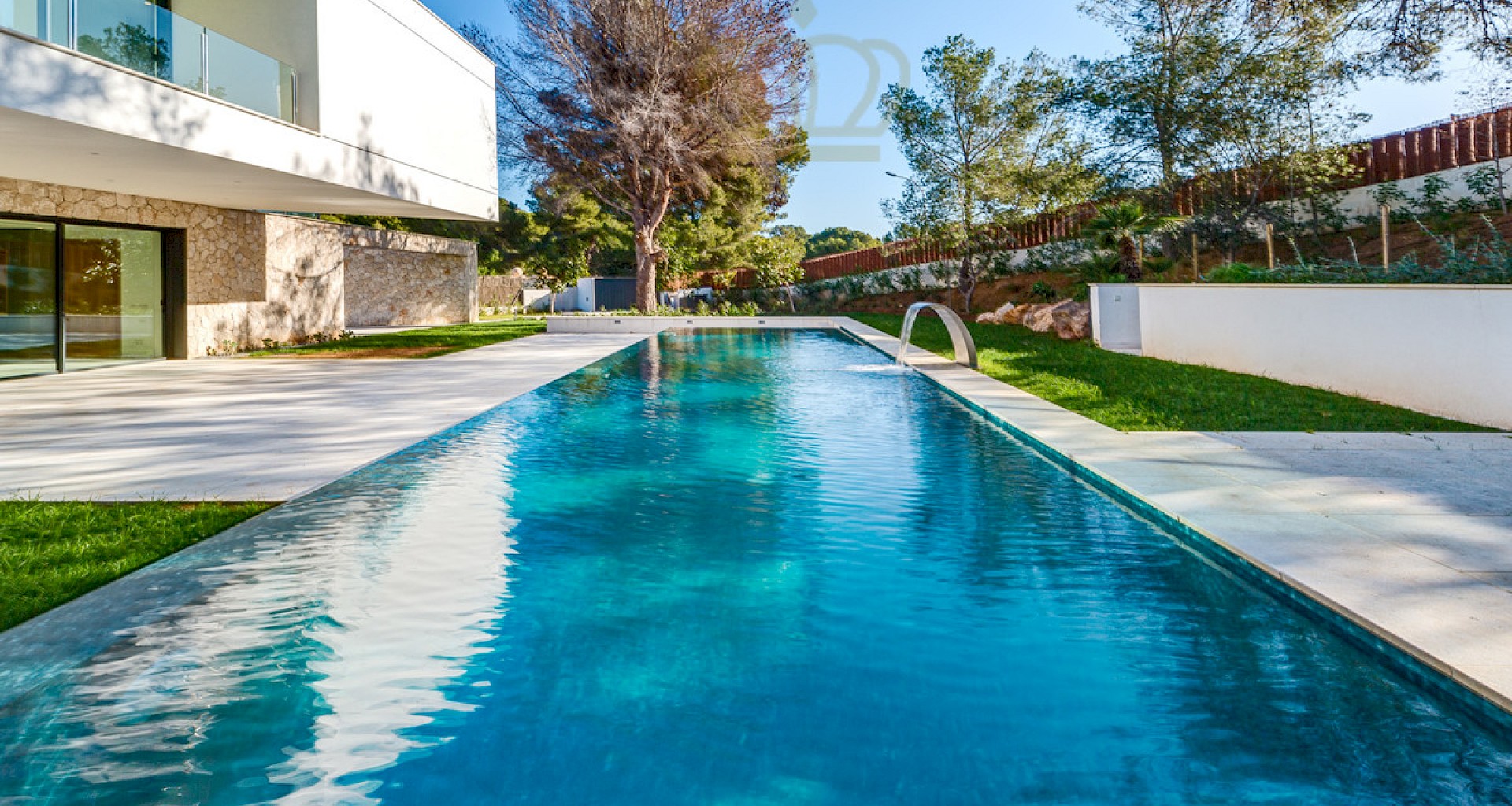 KROHN & LUEDEMANN Moderna e impactante villa nueva en Santa Ponsa con piscina y jardín Moderne Neubauvilla Santa Ponsa 36
