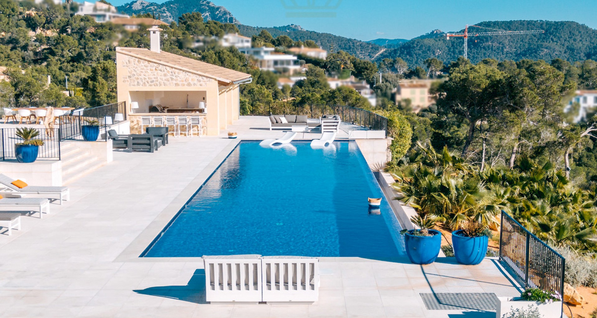 KROHN & LUEDEMANN Imposantes Luxusanwesen in Puerto de Andratx mit Panoramablick und absoluter Privatsphäre 