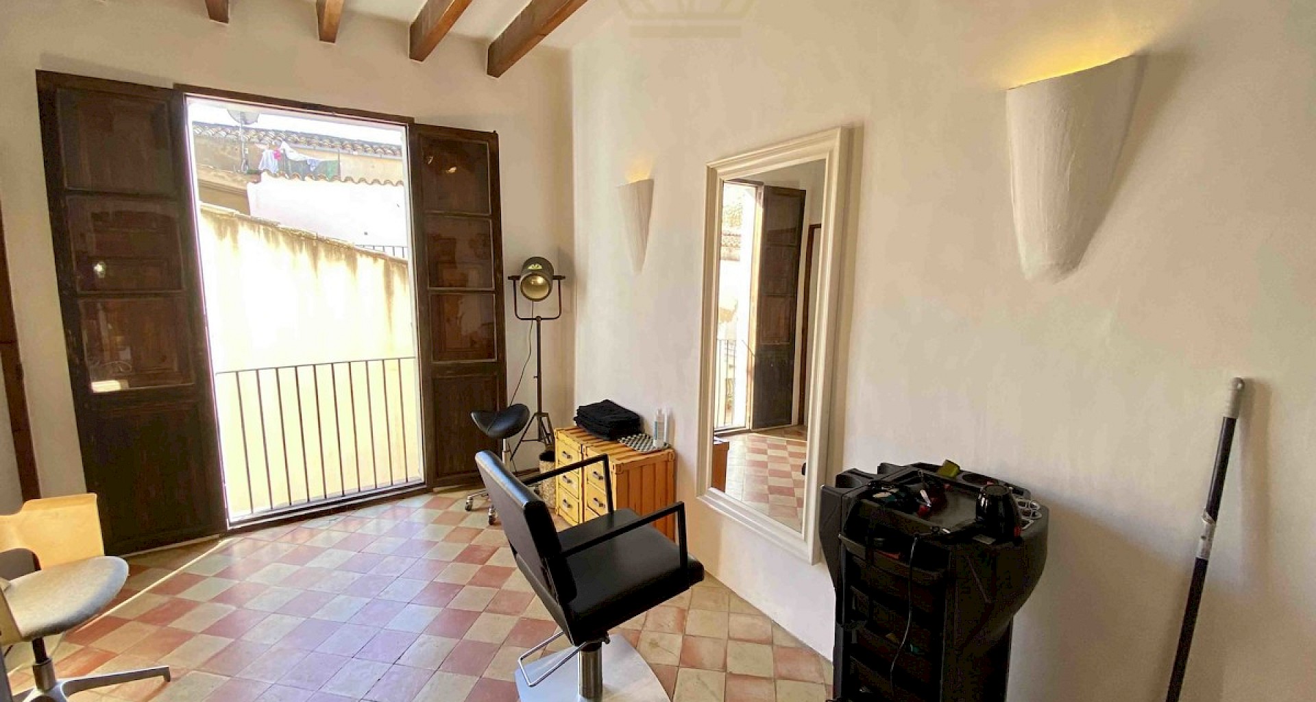 KROHN & LUEDEMANN Cosy townhouse in Andratx village with charming character Mallorquinisches Stadthaus in Andratx