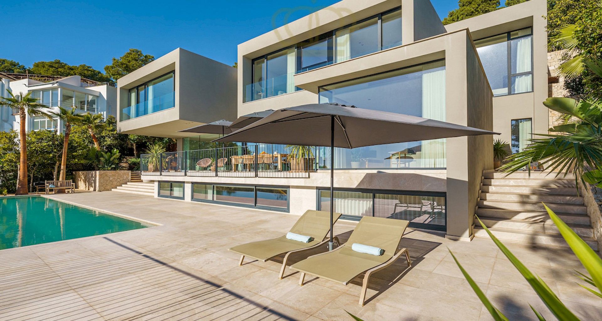 KROHN & LUEDEMANN Fantastic new build villa of the extra class in Costa d'en Blanes with sublime sea views Ville de Lujo en Costa d
