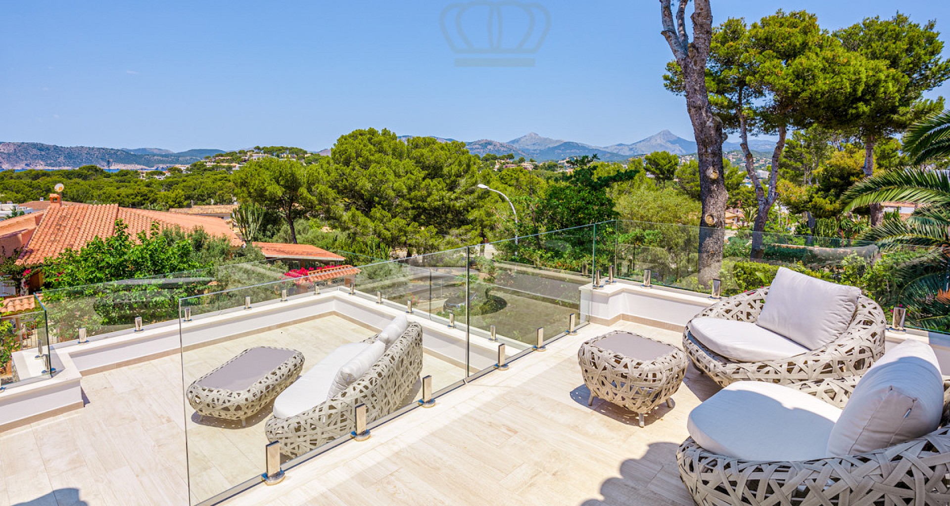 KROHN & LUEDEMANN Preciosa villa familiar en Santa Ponsa con piscina y jardín 