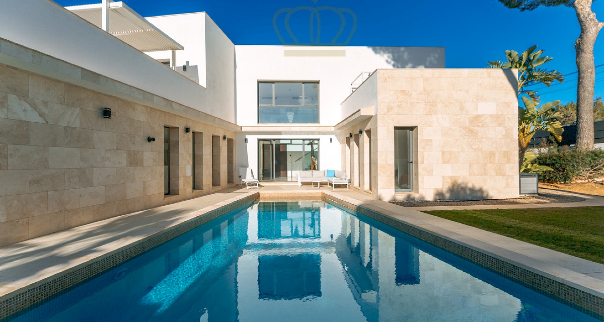 KROHN & LUEDEMANN Large modern villa in Santa Ponsa with pool for sale Grosse Villa in Santa Ponsa 06