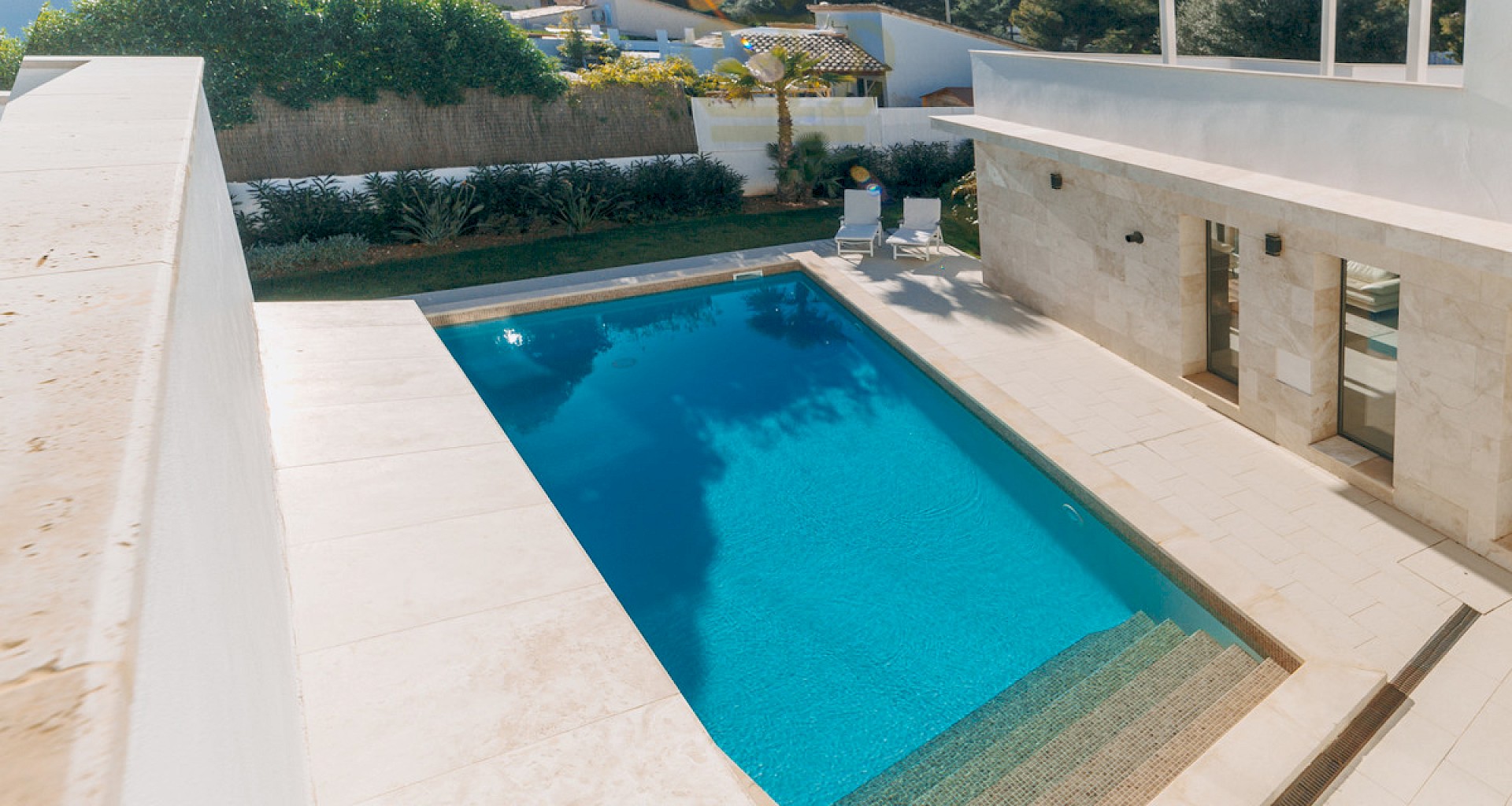 KROHN & LUEDEMANN Large modern villa in Santa Ponsa with pool for sale Grosse Villa in Santa Ponsa 29