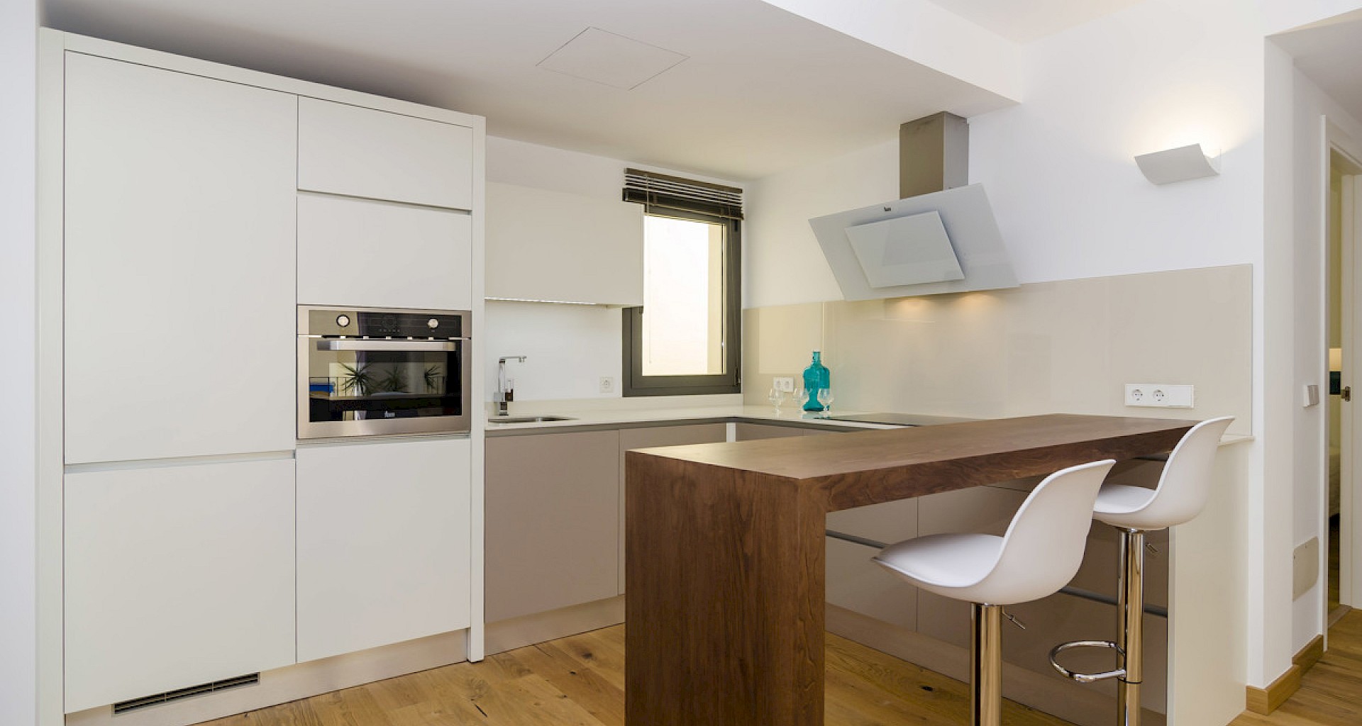 KROHN & LUEDEMANN New flat in Port Andratx directly in the harbour with high quality atmosphere Kitchen