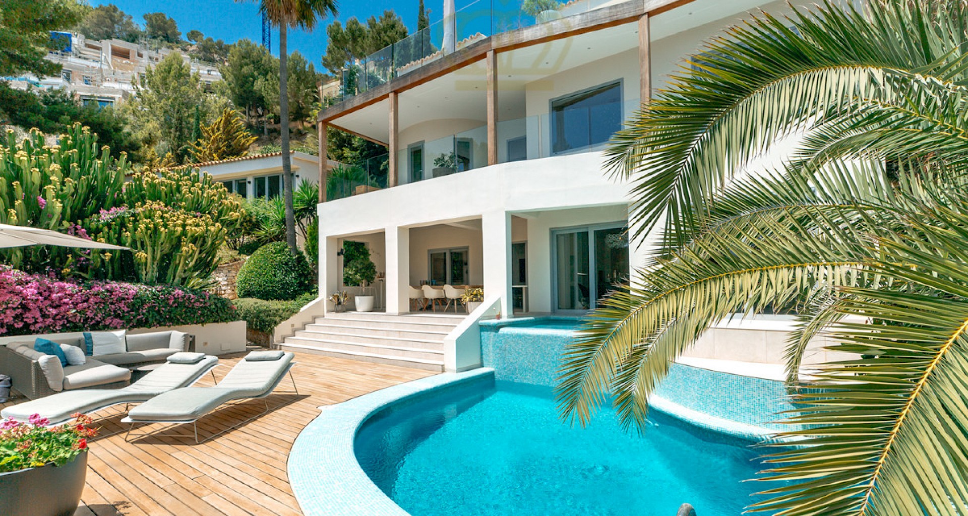 KROHN & LUEDEMANN Modern villa in Puerto Andratx with harbor view and large garden 