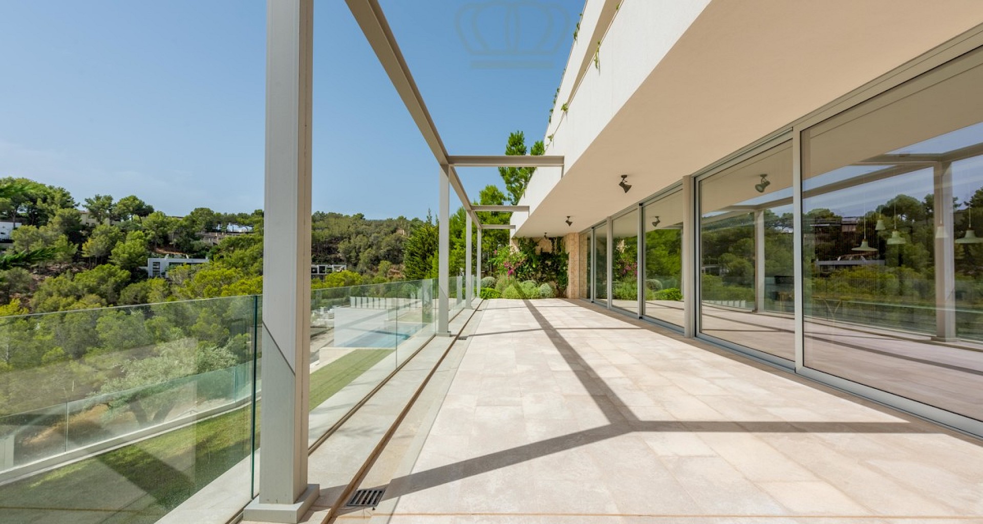 KROHN & LUEDEMANN Moderne Luxus Villa in Costa d'en Blanes mit Meerblick im Südwesten von Mallorca 