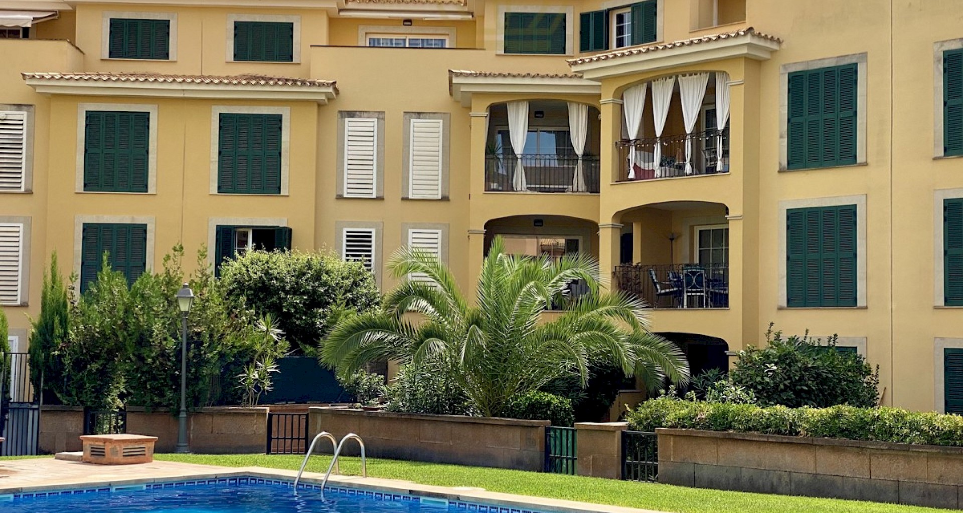 KROHN & LUEDEMANN Schöne Ferien Wohnung in Puigderros in der Nähe von Palma de Mallorca 