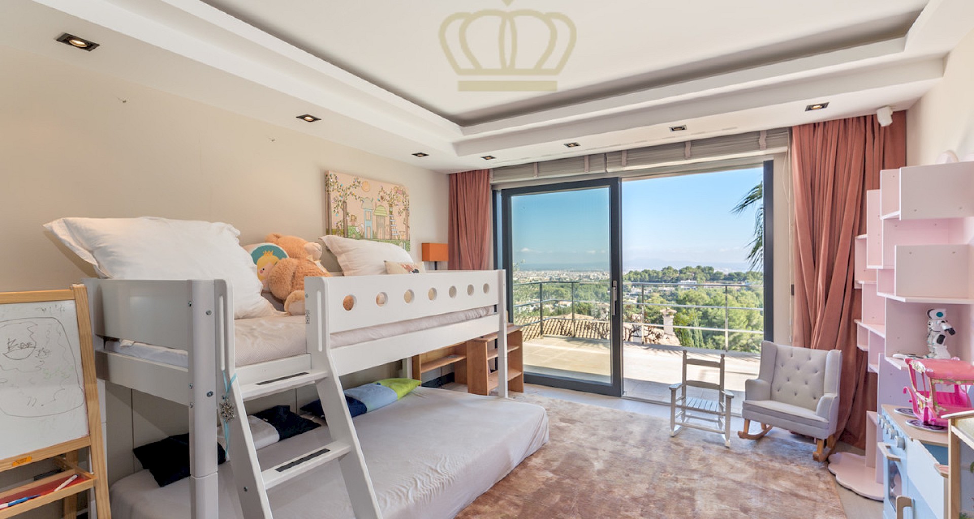 KROHN & LUEDEMANN Son Vida Designer Villa mit fantastischem Blick über Palma und das Meer 