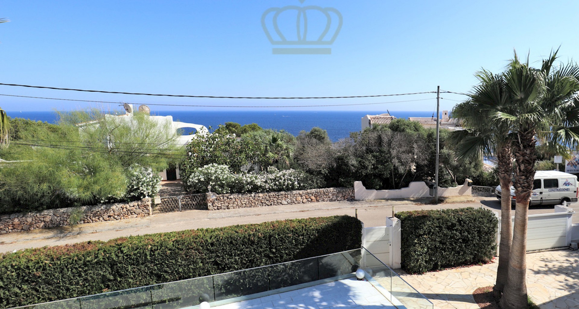 KROHN & LUEDEMANN Villa à Cala Pi Majorque avec vue sur la mer et piscine dans un endroit calme 