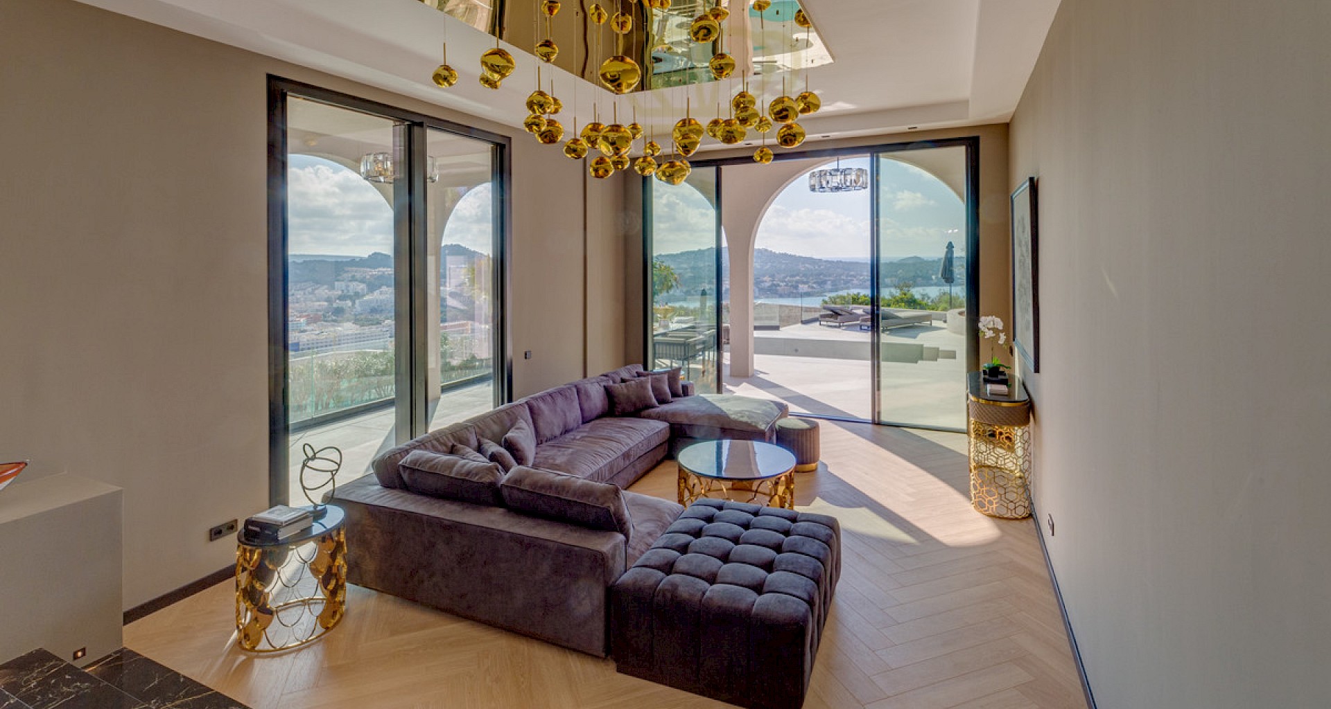 KROHN & LUEDEMANN Superbe villa à Santa Ponsa avec vue panoramique sur la mer, acheter 