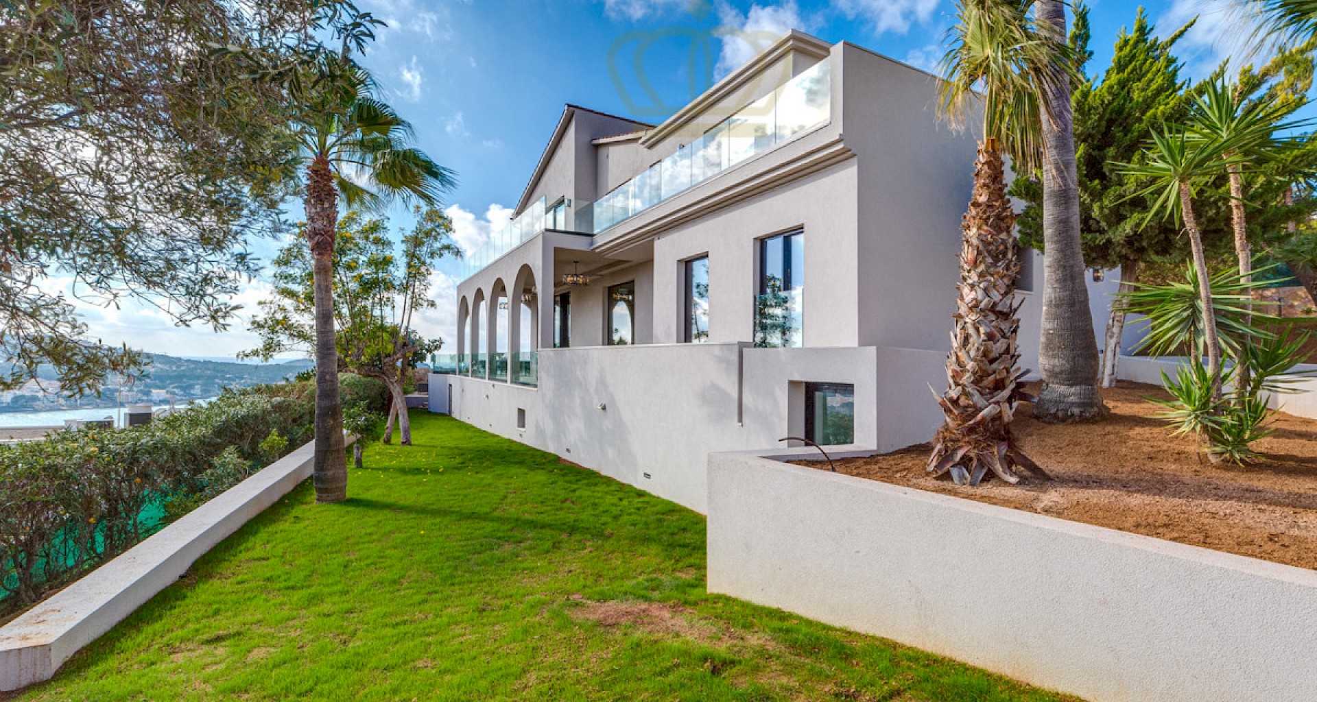 KROHN & LUEDEMANN Excepcional villa en Santa Ponsa con vistas panorámicas al mar en venta Luxus Villa in Santa Ponsa 28