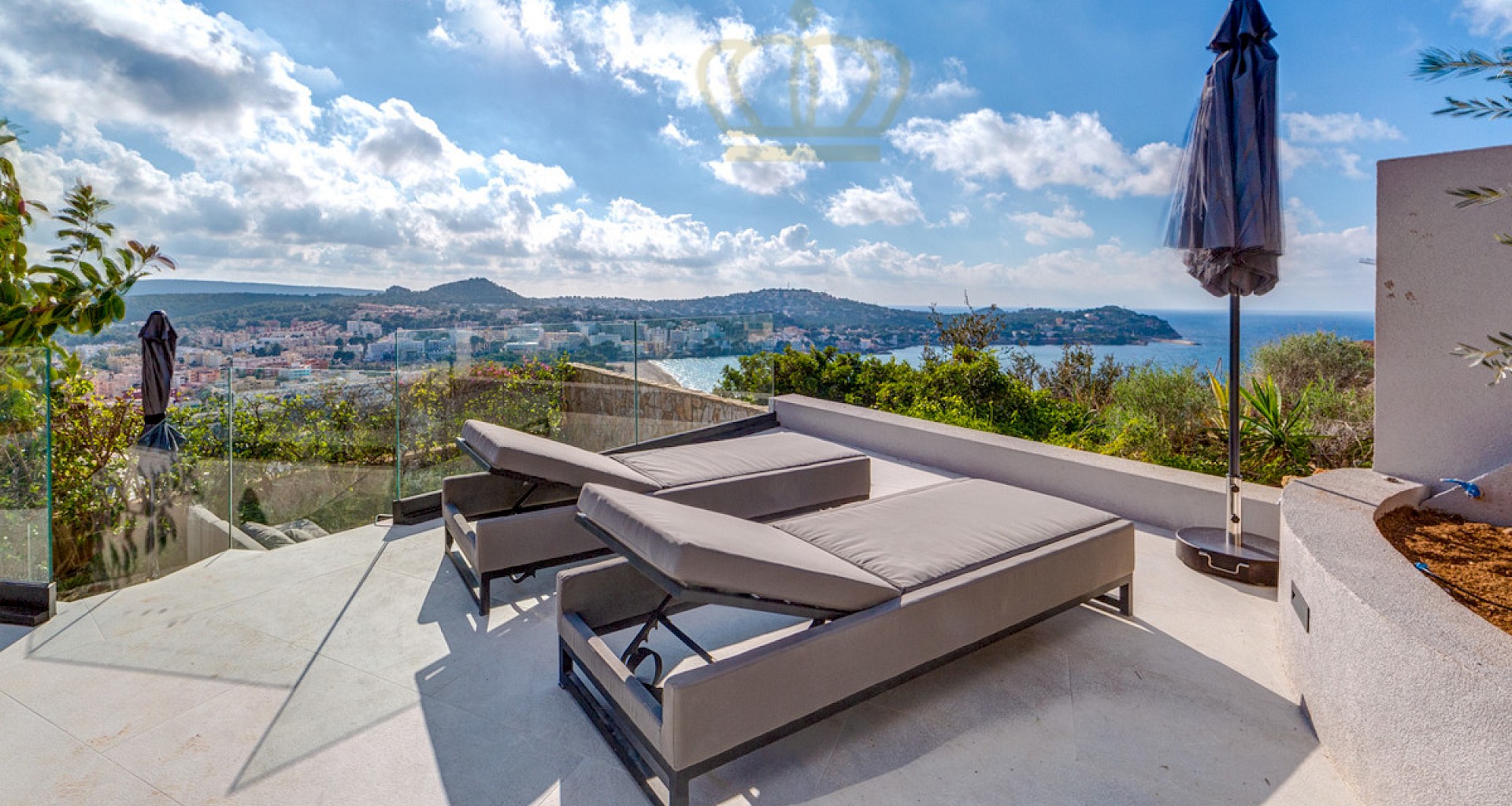 KROHN & LUEDEMANN Einzigartige Villa in Santa Ponsa mit Panorama Meerblick  kaufen 