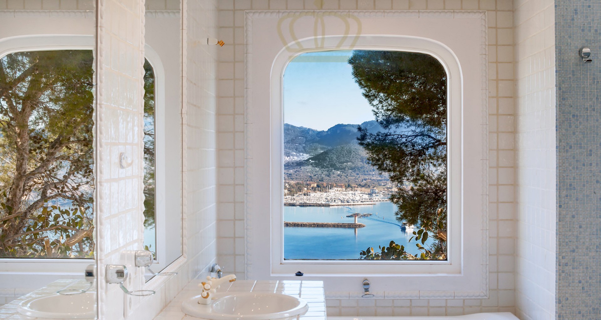 KROHN & LUEDEMANN Mediterrane Villa in Port Andratx mit Panoramablick 