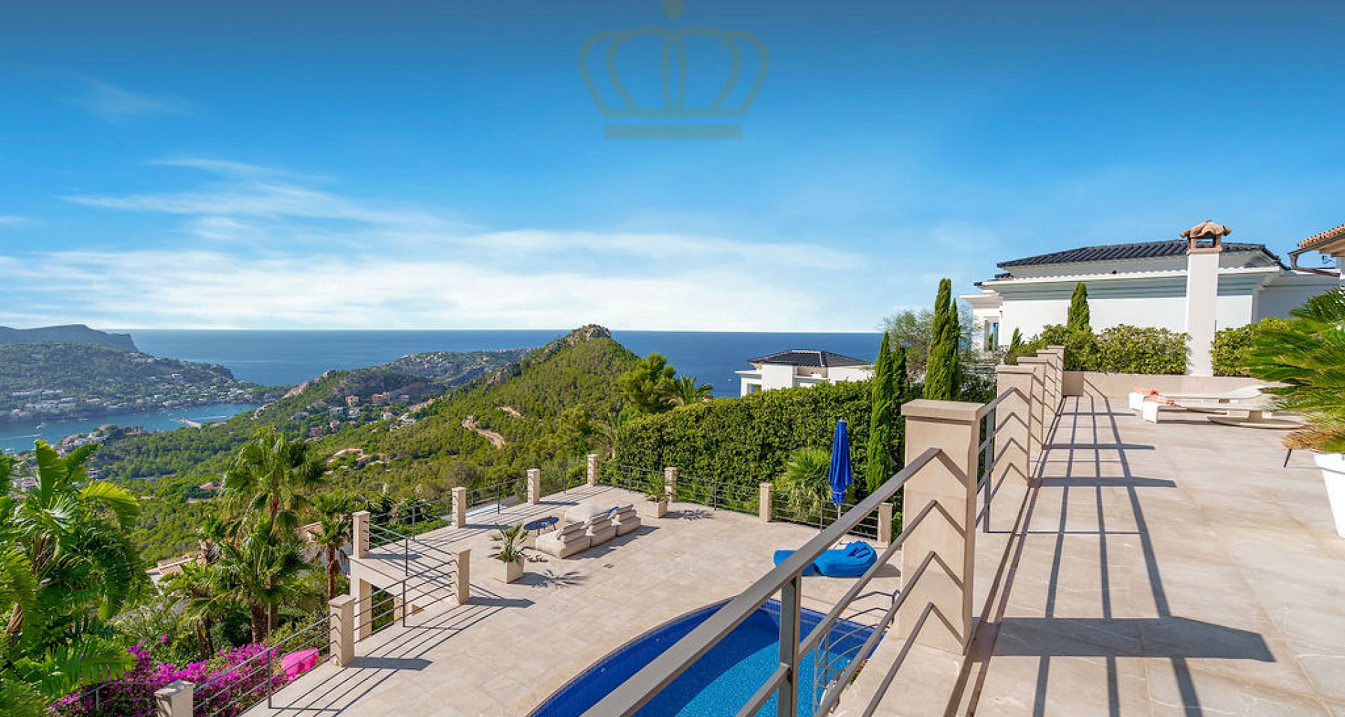 KROHN & LUEDEMANN Elegante Villa mit Traumblick über Port Andratx und das Mittelmeer 