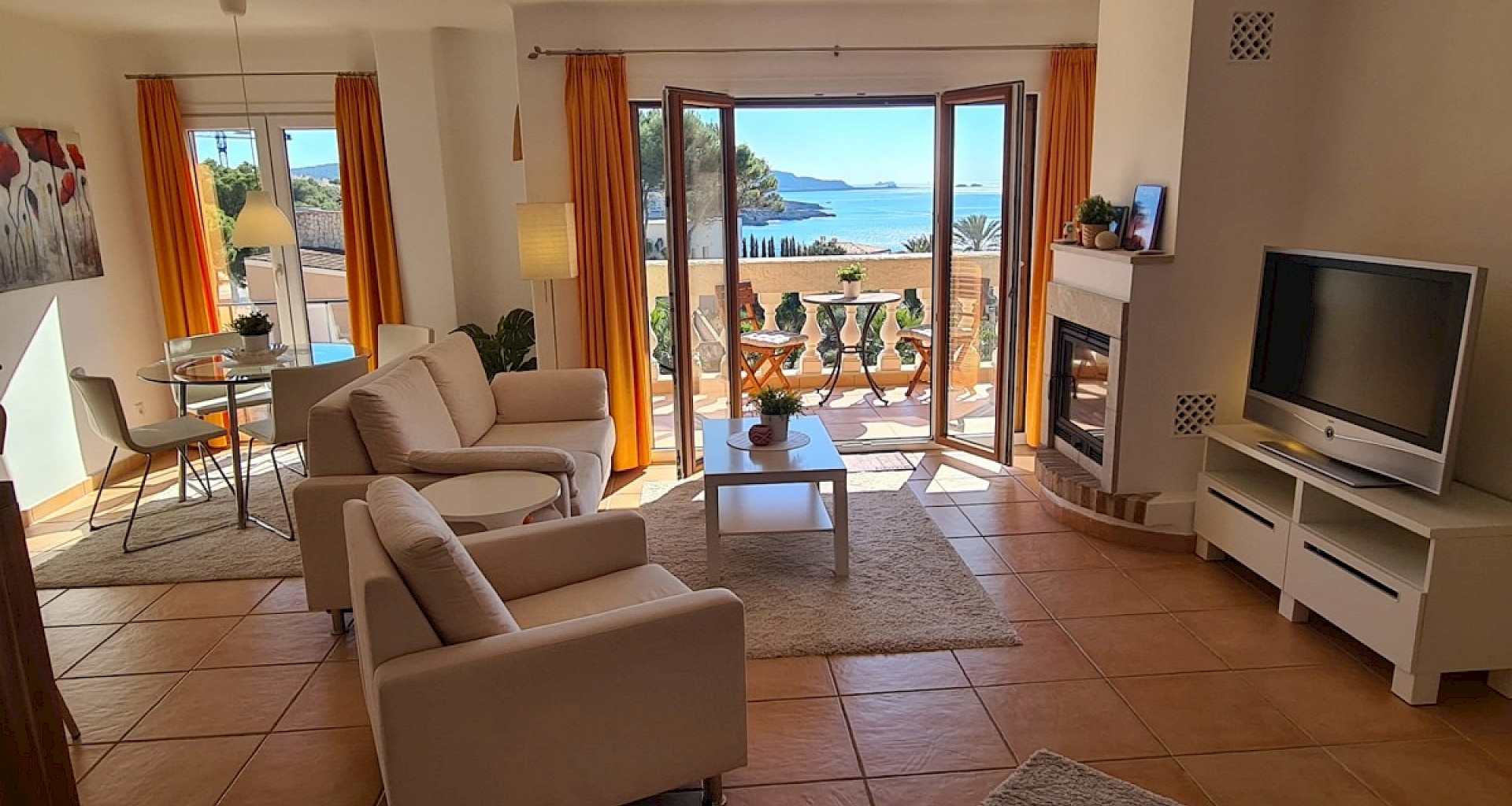 KROHN & LUEDEMANN Beautiful penthouse in Santa Ponsa with sea view to the Malgrats Islands 