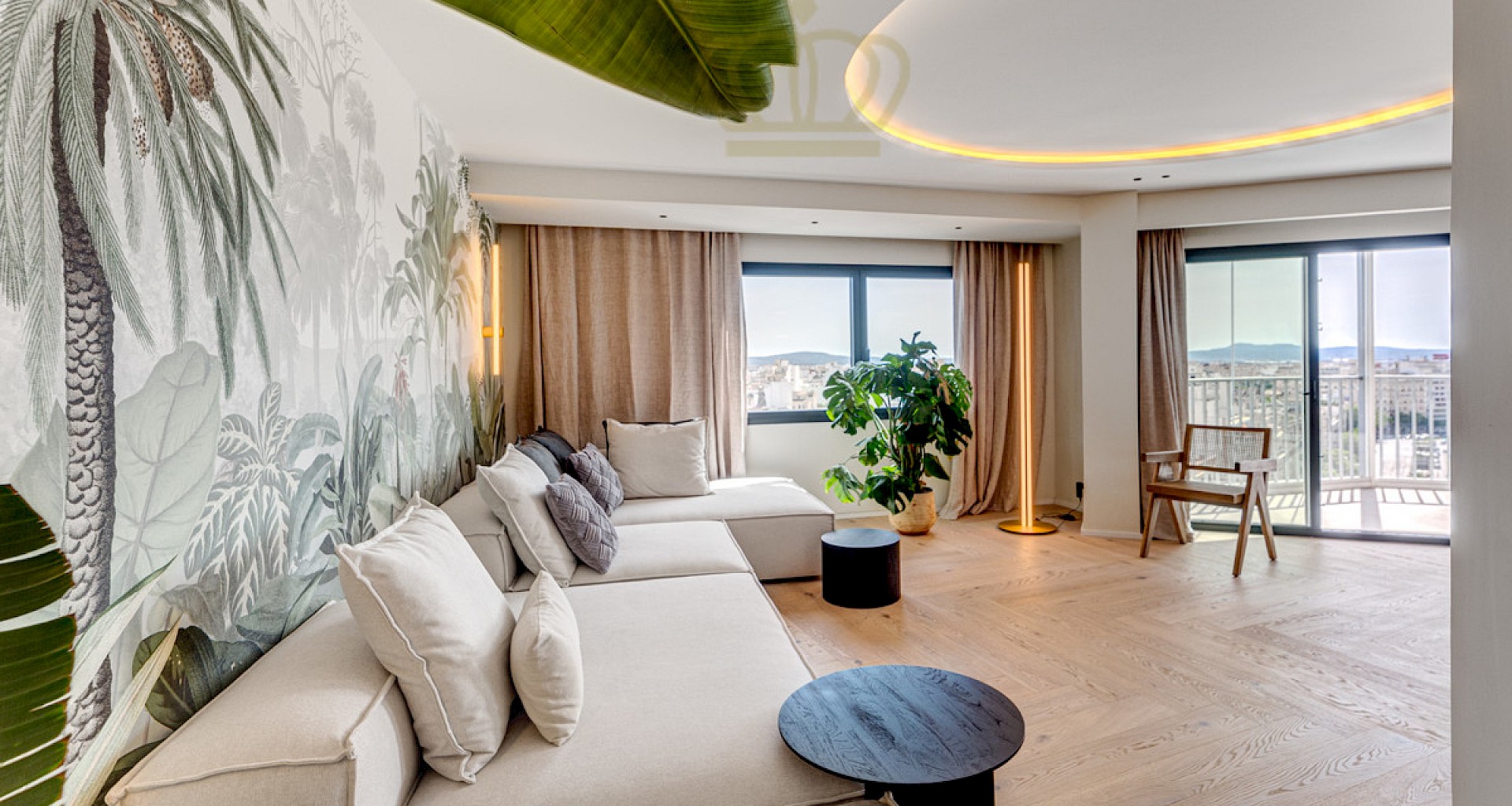 KROHN & LUEDEMANN Kernsanierte Luxuswohnung in Palma Zentrum mit Meerblick 