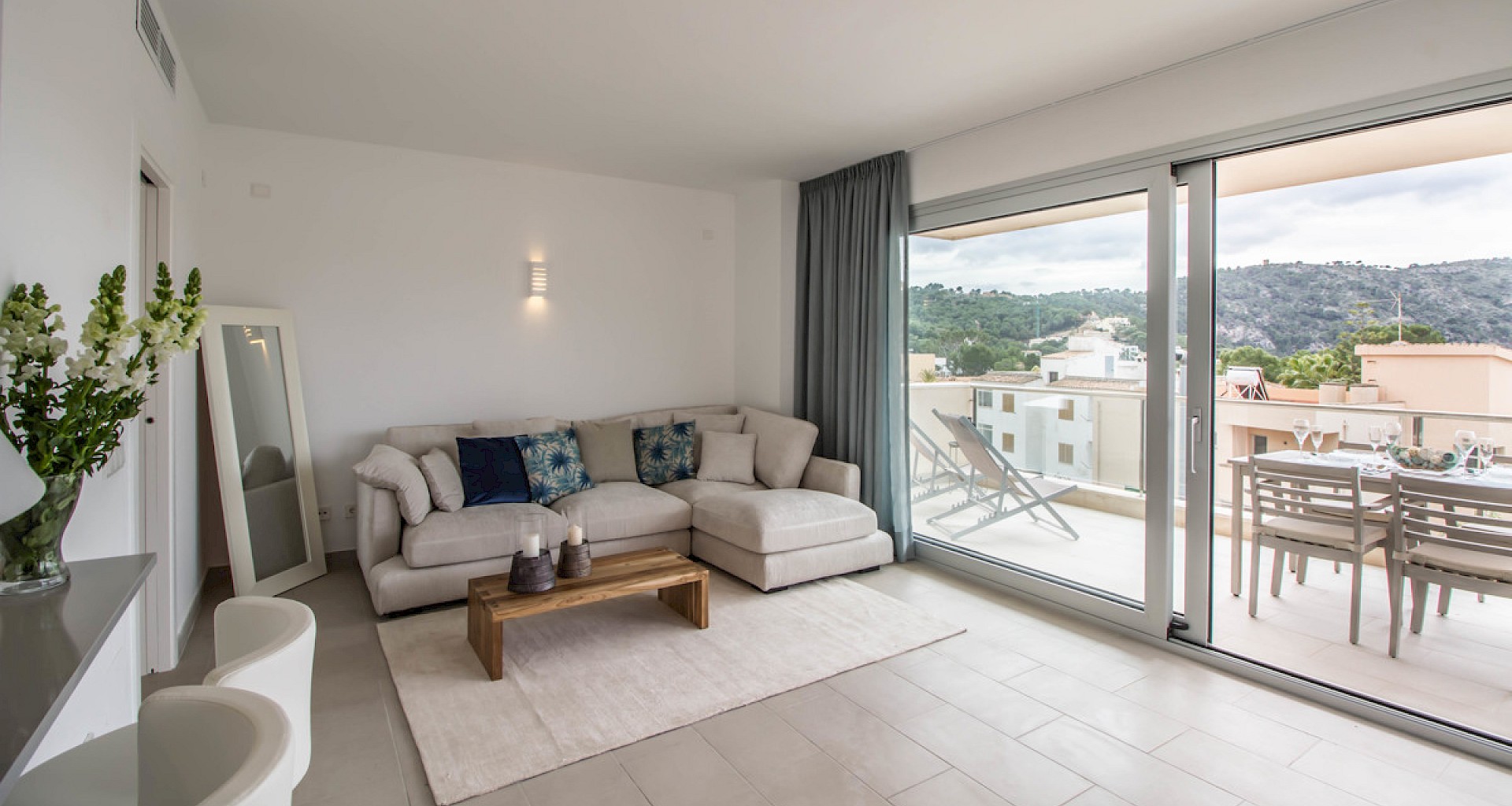 KROHN & LUEDEMANN Modern Apartment in Camp de Mar near to the beach 