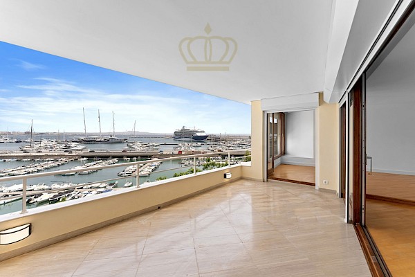 Grußzügiges Apartment mit tollem Blick über den Hafen von Palma