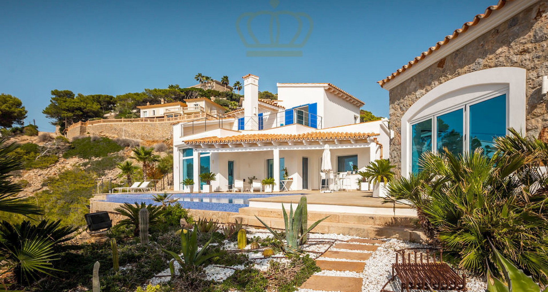 KROHN & LUEDEMANN Villa de lujo con impresionantes vistas al mar en Port Andratx - La Mola Frontansicht