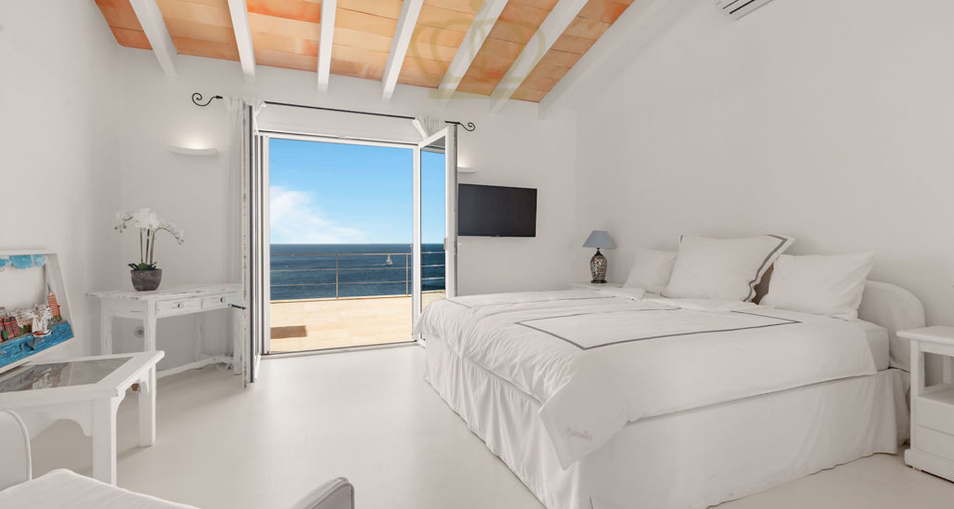 KROHN & LUEDEMANN Villa de lujo con impresionantes vistas al mar en Port Andratx - La Mola Schlafzimmer