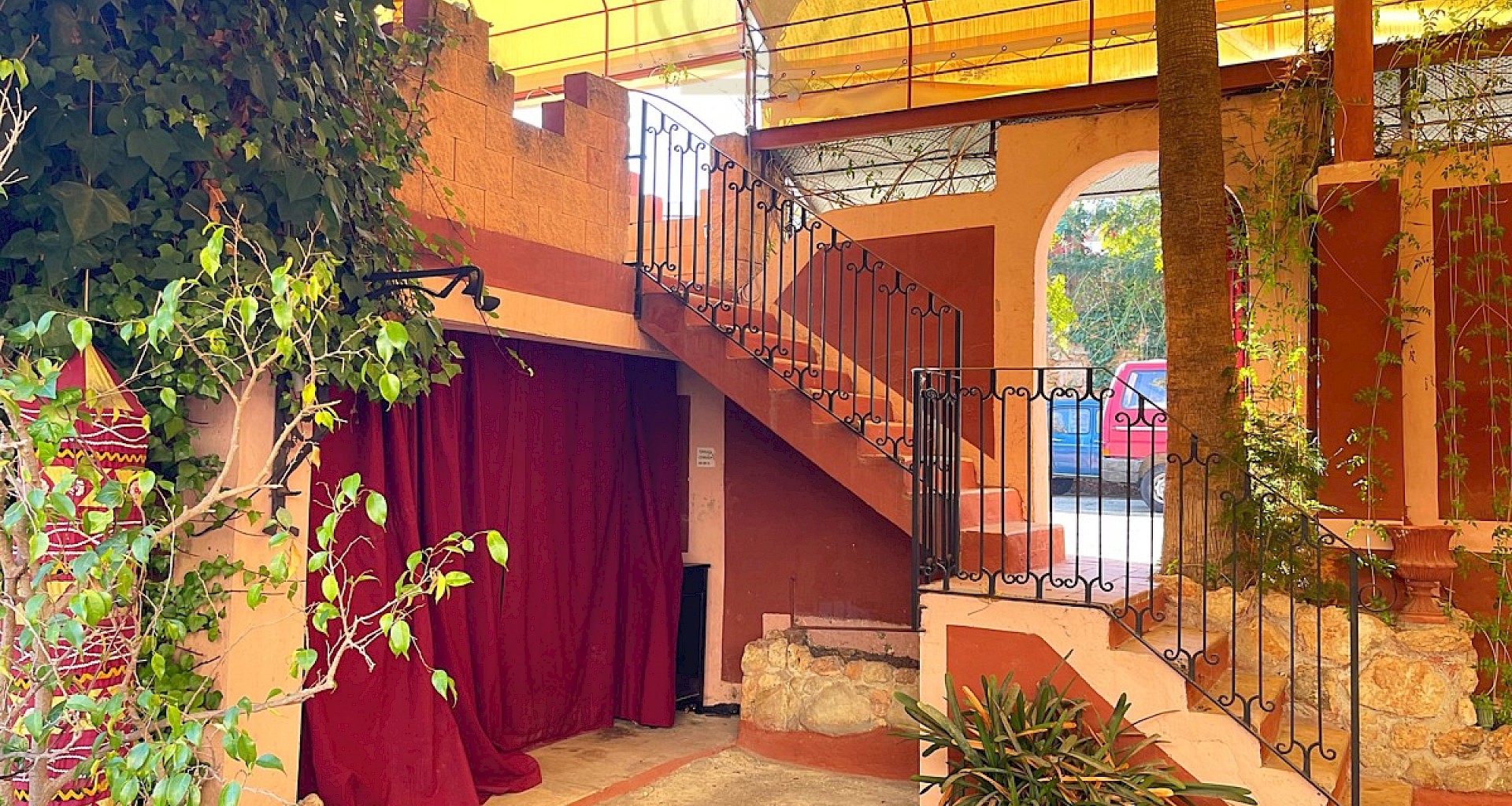 KROHN & LUEDEMANN Villa histórica en El Terreno - Palma de Mallorca con licencia hotelera renovable 
