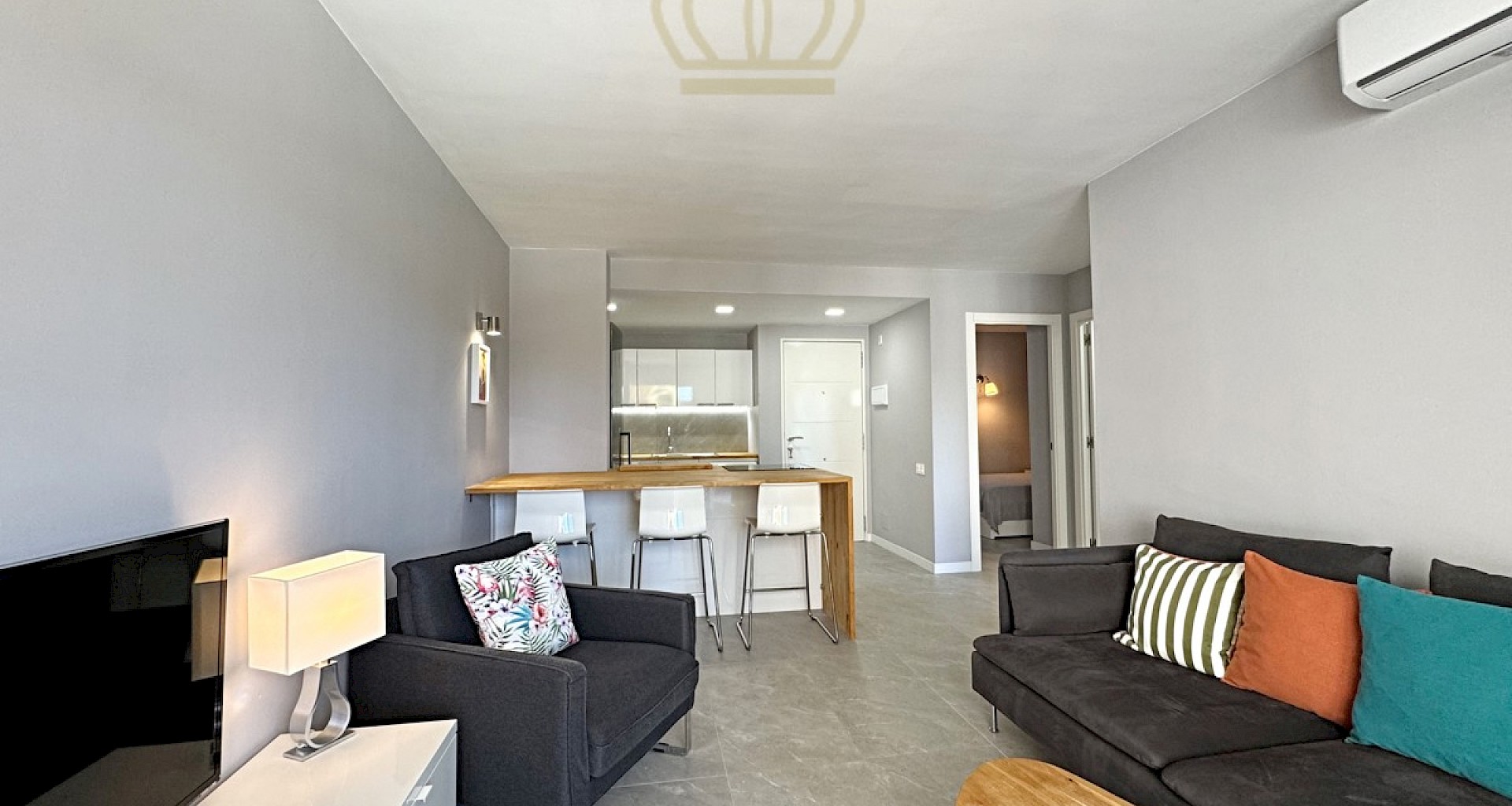 KROHN & LUEDEMANN Modern renovierte Wohnung in Santa Ponsa in Strandnähe kaufen 