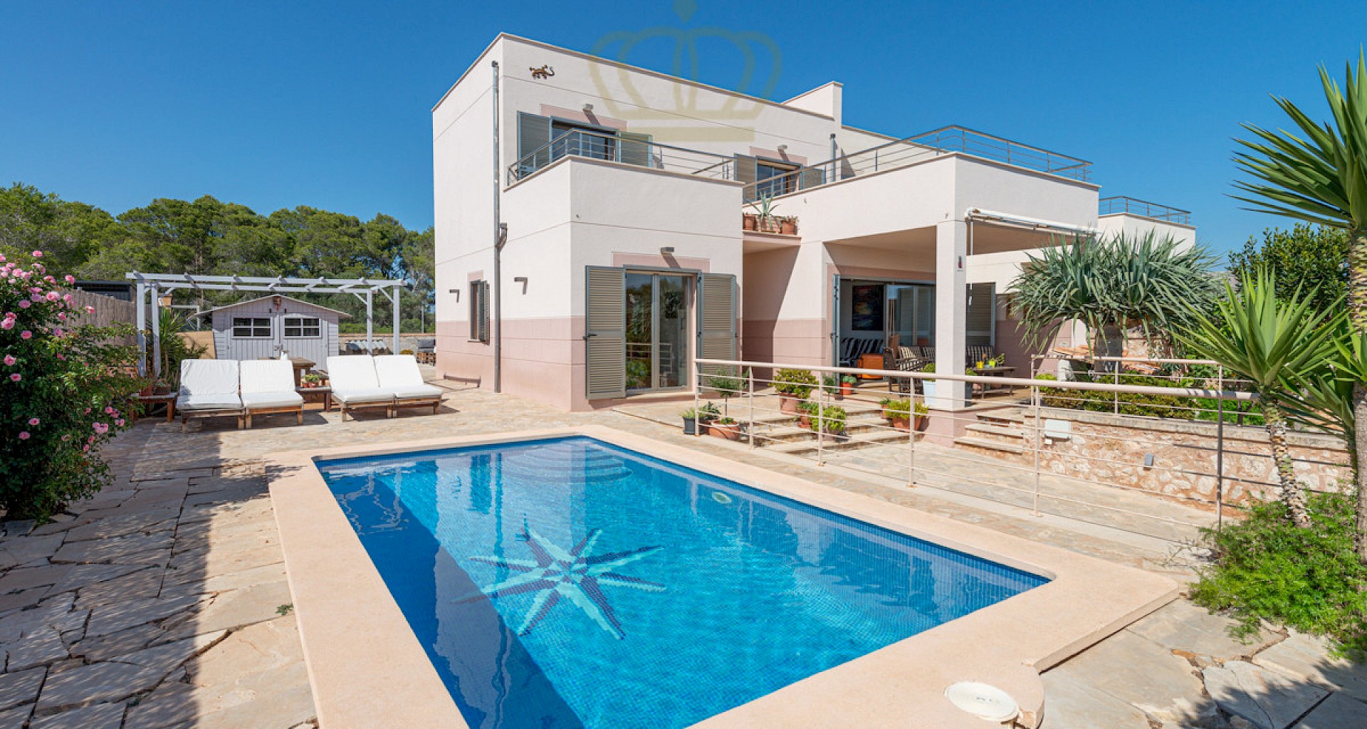 KROHN & LUEDEMANN Maison jumelée moderne avec piscine à Cala Pi 